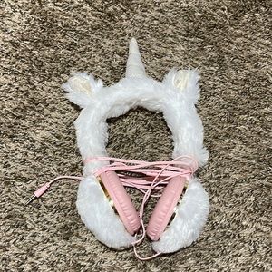 Fuzzy unicorn child headphones
